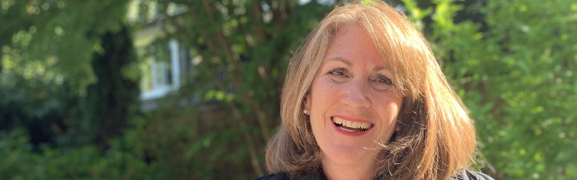 Photo of Donna Drynan